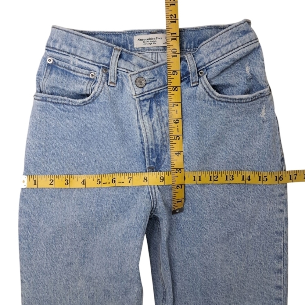 Abercrombie & Fitch Blue Straight Leg Jeans Relaxed Fit Size 25/0s - Picture 13 of 16